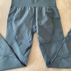 Womens best renew seamless leggings